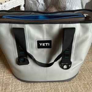 Yeti Tote Cooler